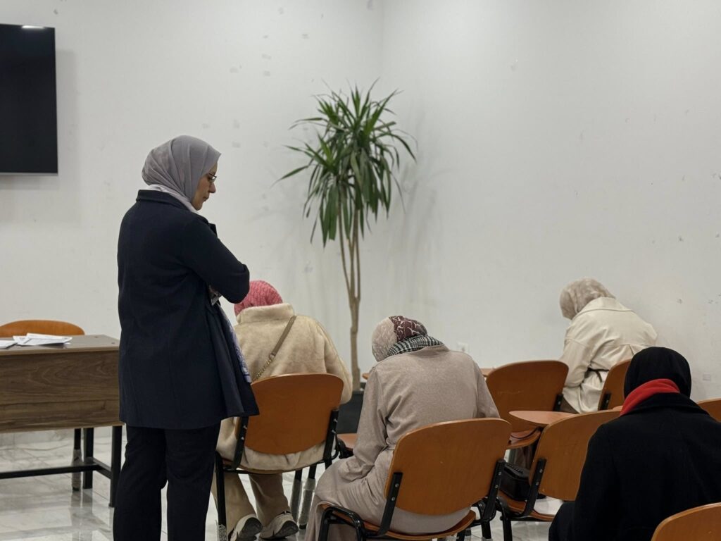 تم إجراء امتحانات تحديد المستوى في اللغة الإنجليزية لطلبة الفصل الأول (المجموعة الثانية) بالتعاون مع مركز السلام للتدريب والتطوي