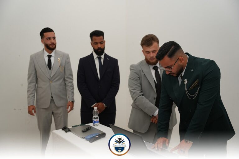 مناقشات مشاريع التخرج لطلبة كلية تكنولوجيا الحاسوب