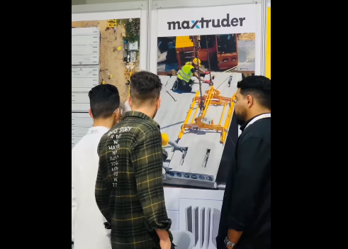 زيارة إلى معرض “ليبيا بيلد”